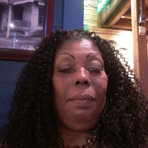 Meet your Posher, Joyce